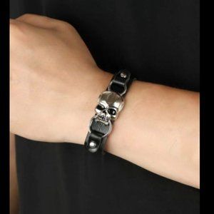 COPY - SKULL LEATHER BRACELET.